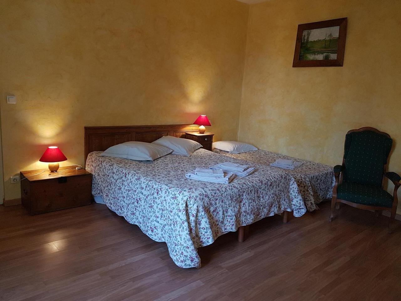 Golf De Teynac Bed & Breakfast Beychac-et-Caillau Exterior photo
