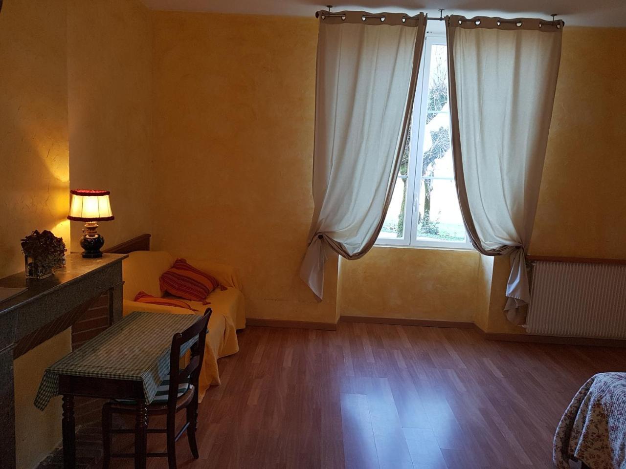 Golf De Teynac Bed & Breakfast Beychac-et-Caillau Exterior photo